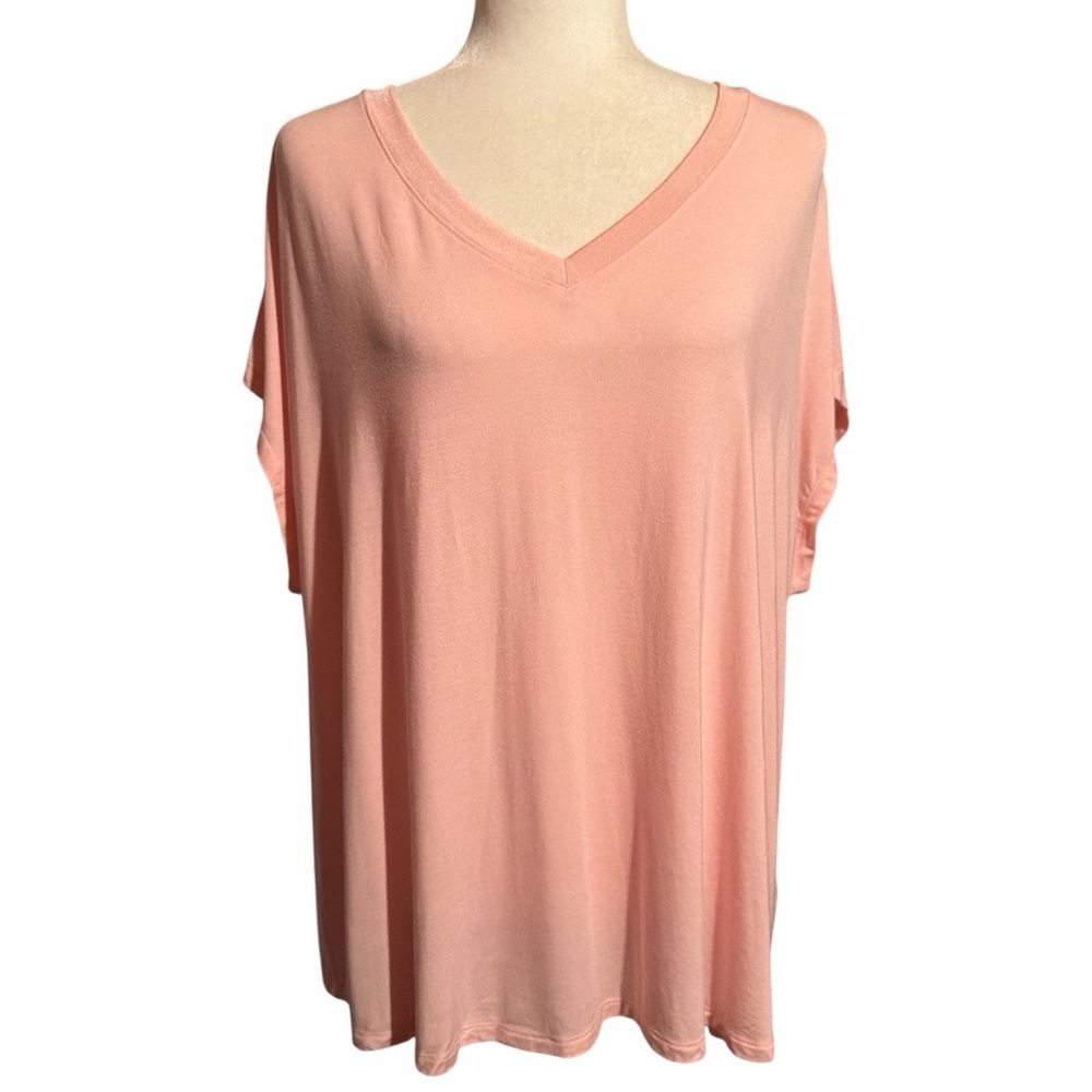 H by Halston Light Pinkish Peach V-Neck Tee